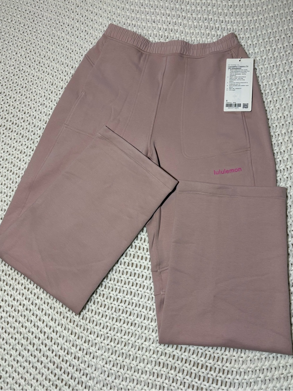 NWT Lululemon loungeful classic hr sweatpants in mink berry size small